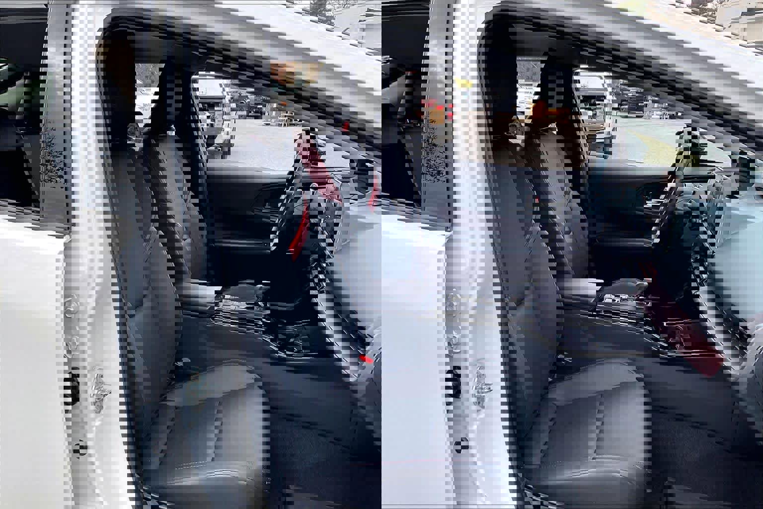 Used 2024 Toyota Prius Prime image 8