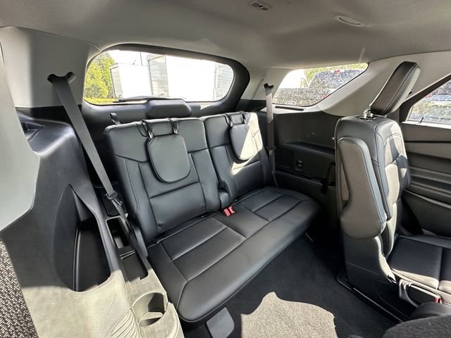 Certified 2023 Ford Explorer XLT w/ Equipment Group 202A image 39