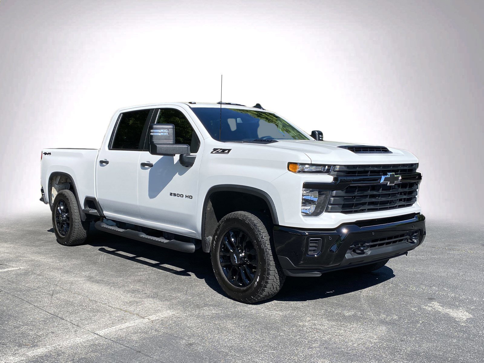 Used 2026 Chevrolet Silverado 2500 Custom w/ Custom Value Package image 2