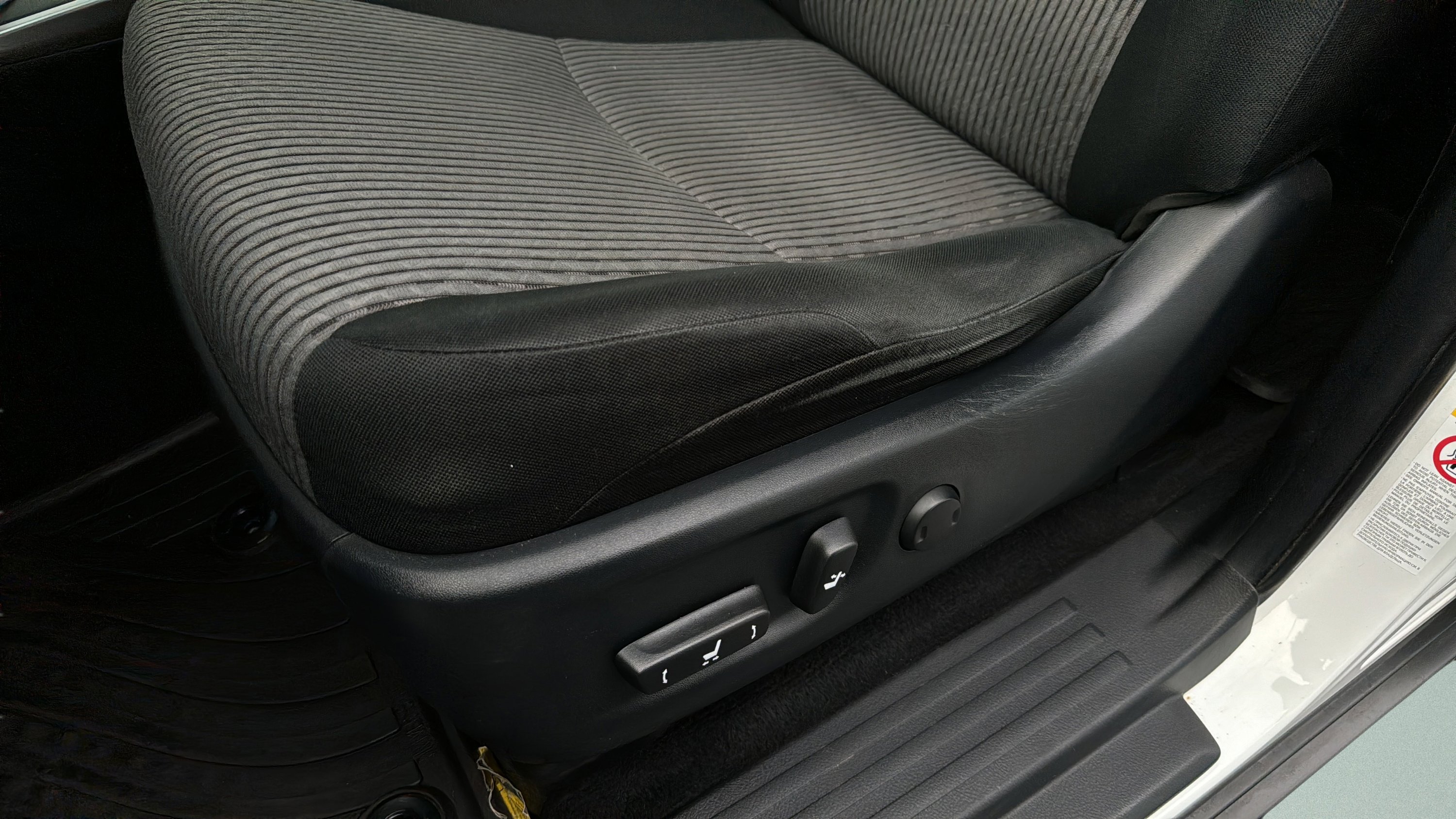 Used 2019 Toyota 4Runner SR5 image 53