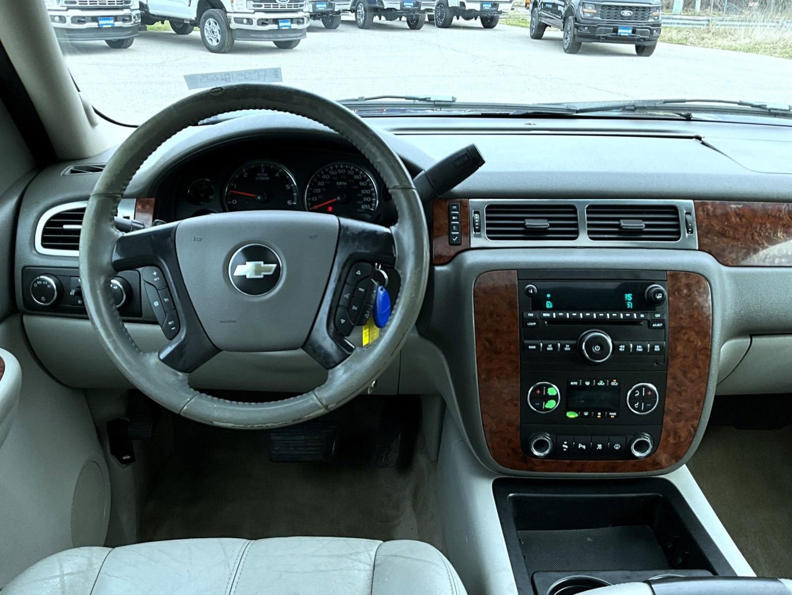 Used 2007 Chevrolet Avalanche LT w/ LT Preferred Equipment Group AWD/4WD image 13