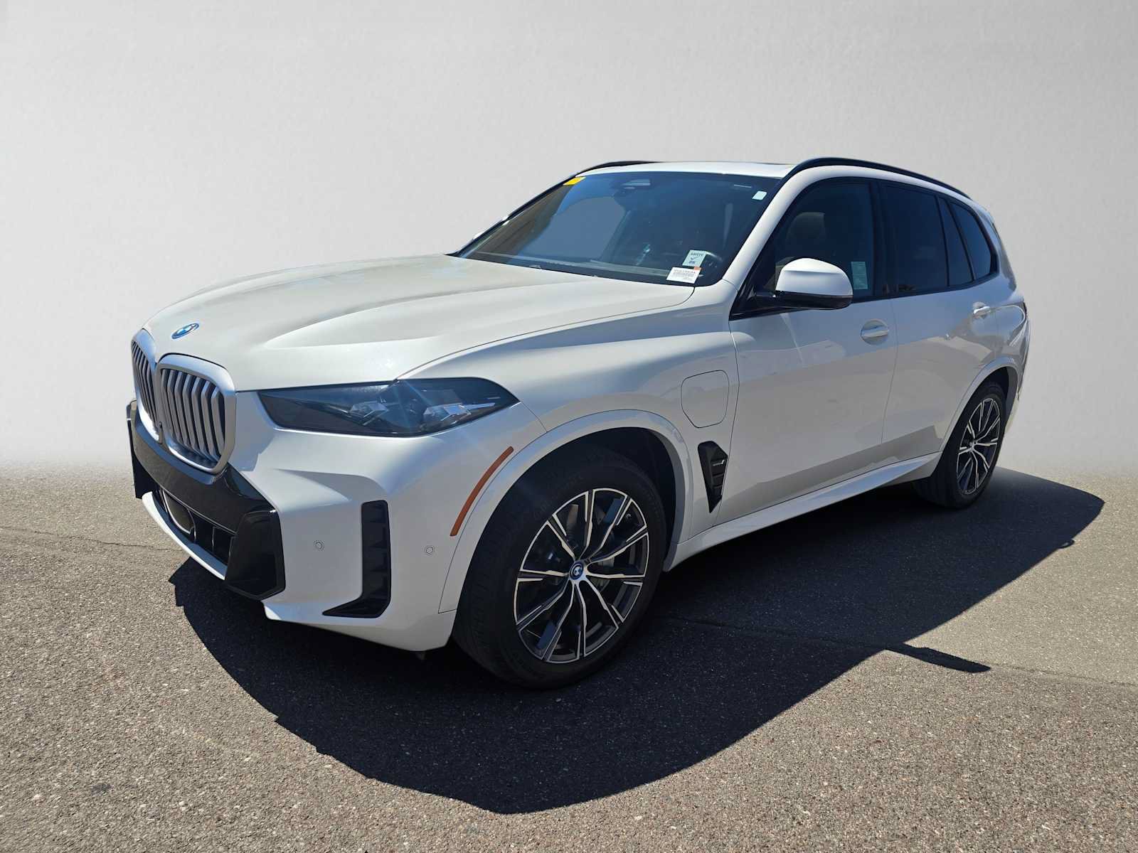 Used 2024 BMW X5 xDrive50e w/ M Sport Package AWD/4WD image 7