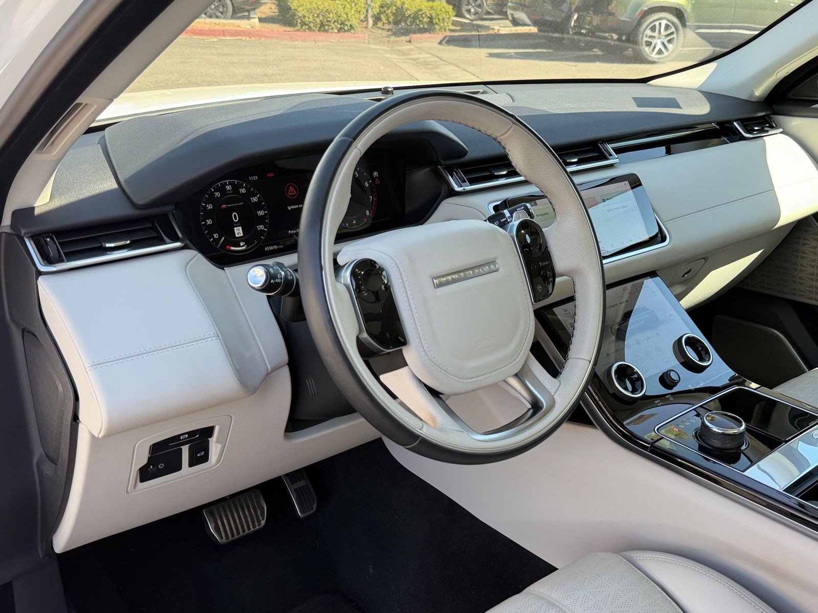 Used 2020 Land Rover Range Rover Velar R-Dynamic HSE AWD/4WD image 4