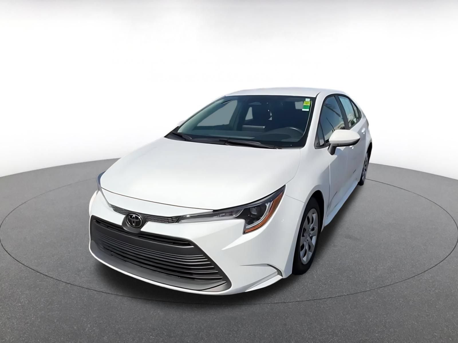 Used 2025 Toyota Corolla LE FWD image 6