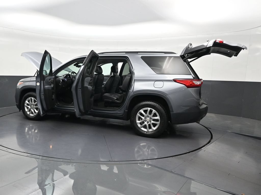 Used 2020 Chevrolet Traverse LT FWD image 37
