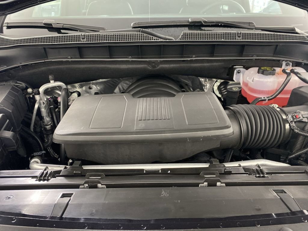 New 2026 Chevrolet Suburban LT w/ Comfort Package image 30