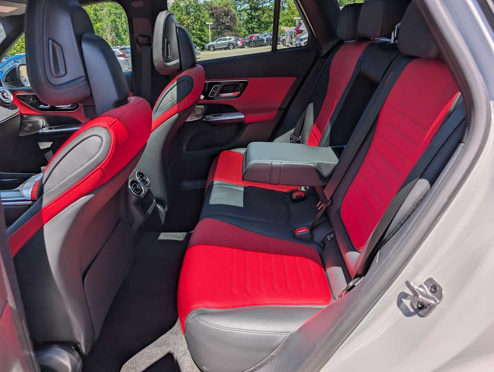 New 2026 Mercedes-Benz GLC 300 4MATIC image 19