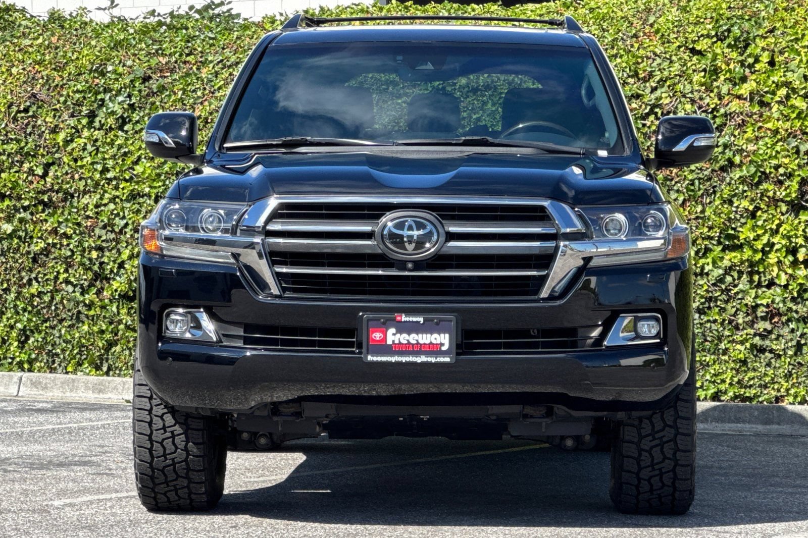 Used 2020 Toyota Land Cruiser Heritage Edition AWD/4WD image 10