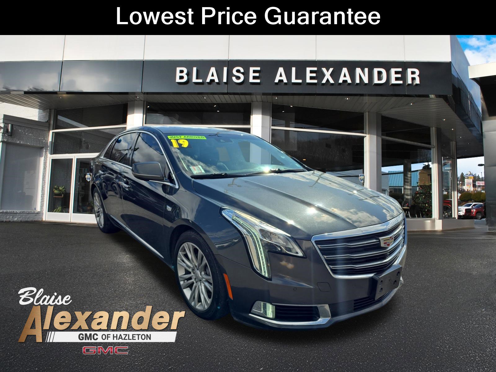 Used 2019 Cadillac XTS Luxury w/ Driver Awareness Package image 1