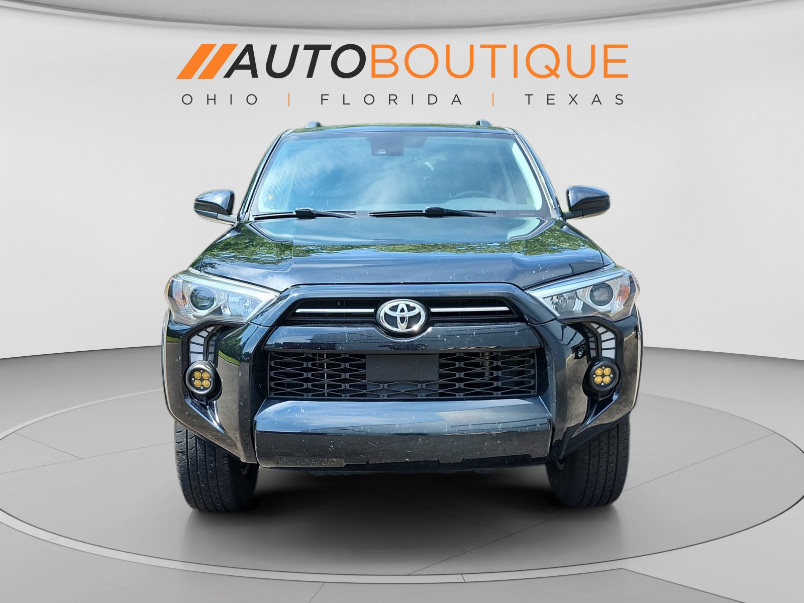 Used 2022 Toyota 4Runner SR5 AWD/4WD image 9
