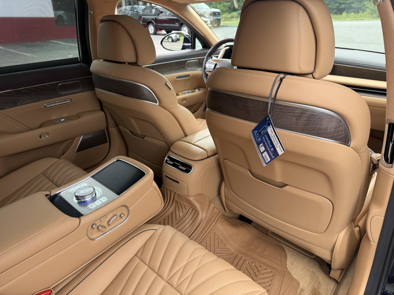 Used 2025 Genesis G90 3.5T AWD/4WD image 30