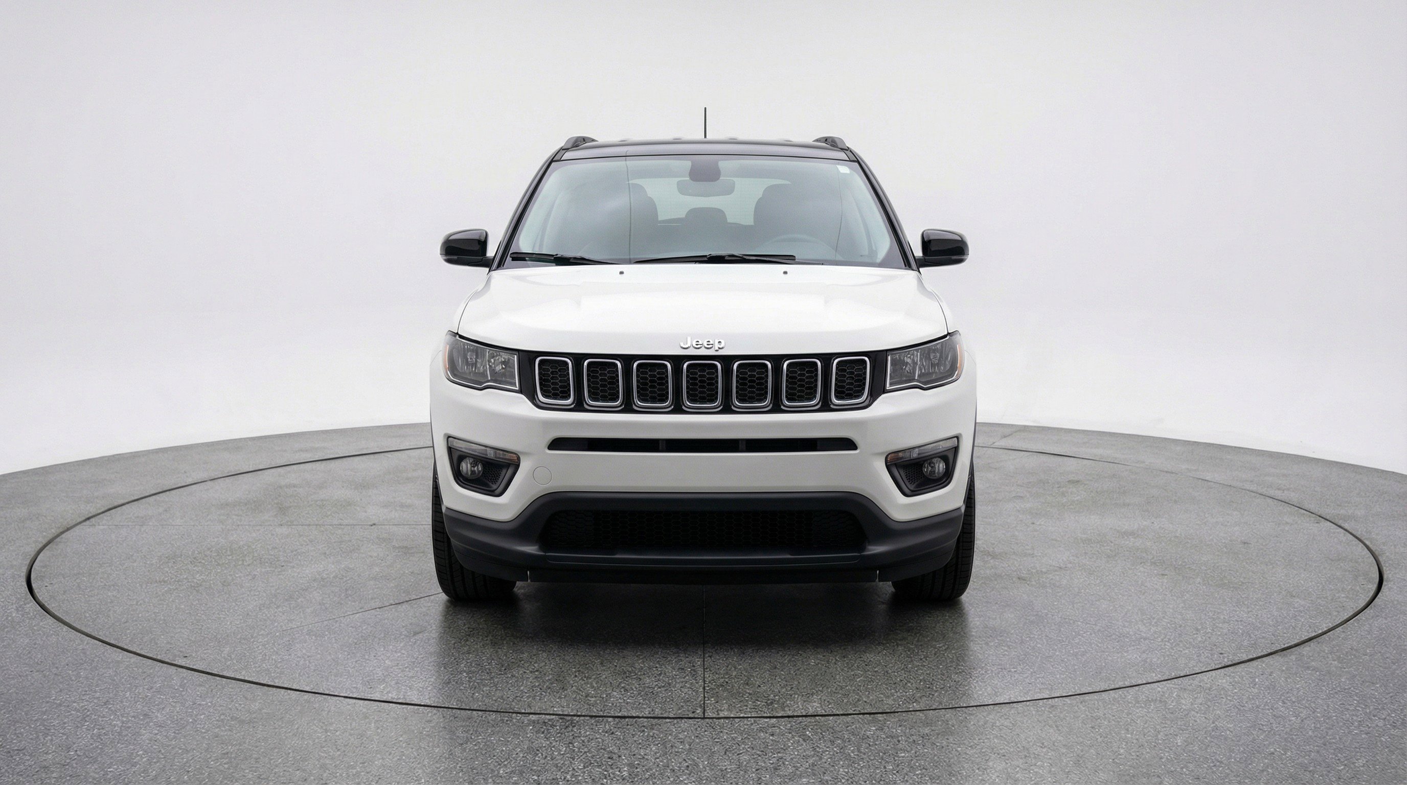 Used 2025 Jeep Compass Limited AWD/4WD image 2