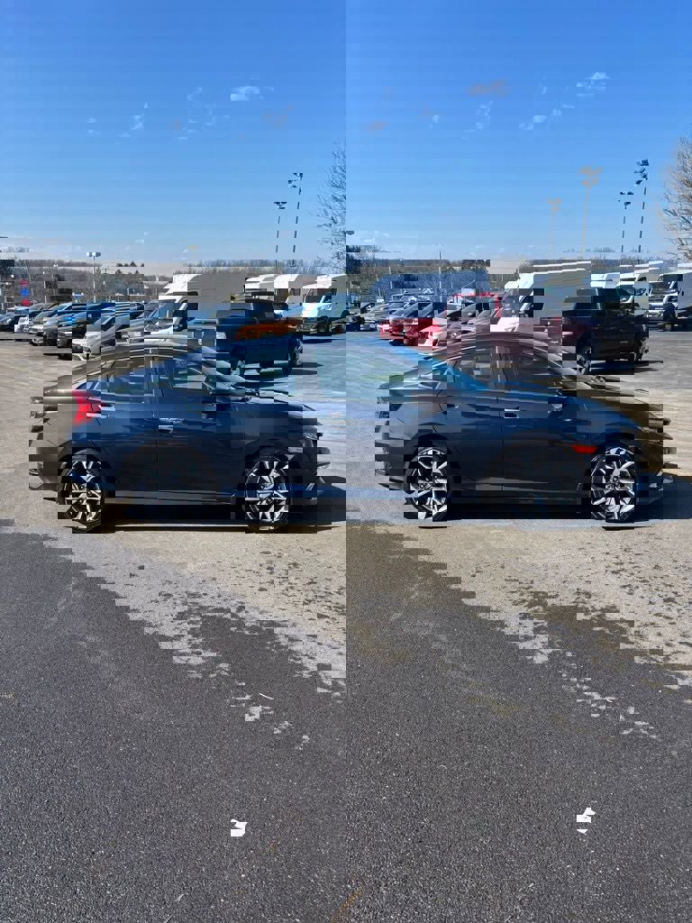 Used 2020 Honda Civic Touring image 3