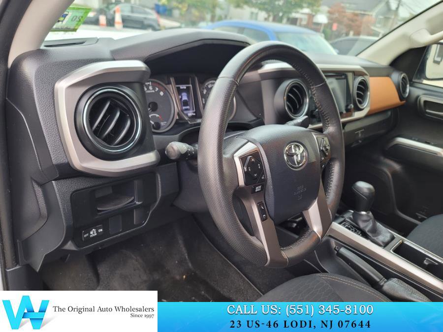 Used 2017 Toyota Tacoma SR5 image 9