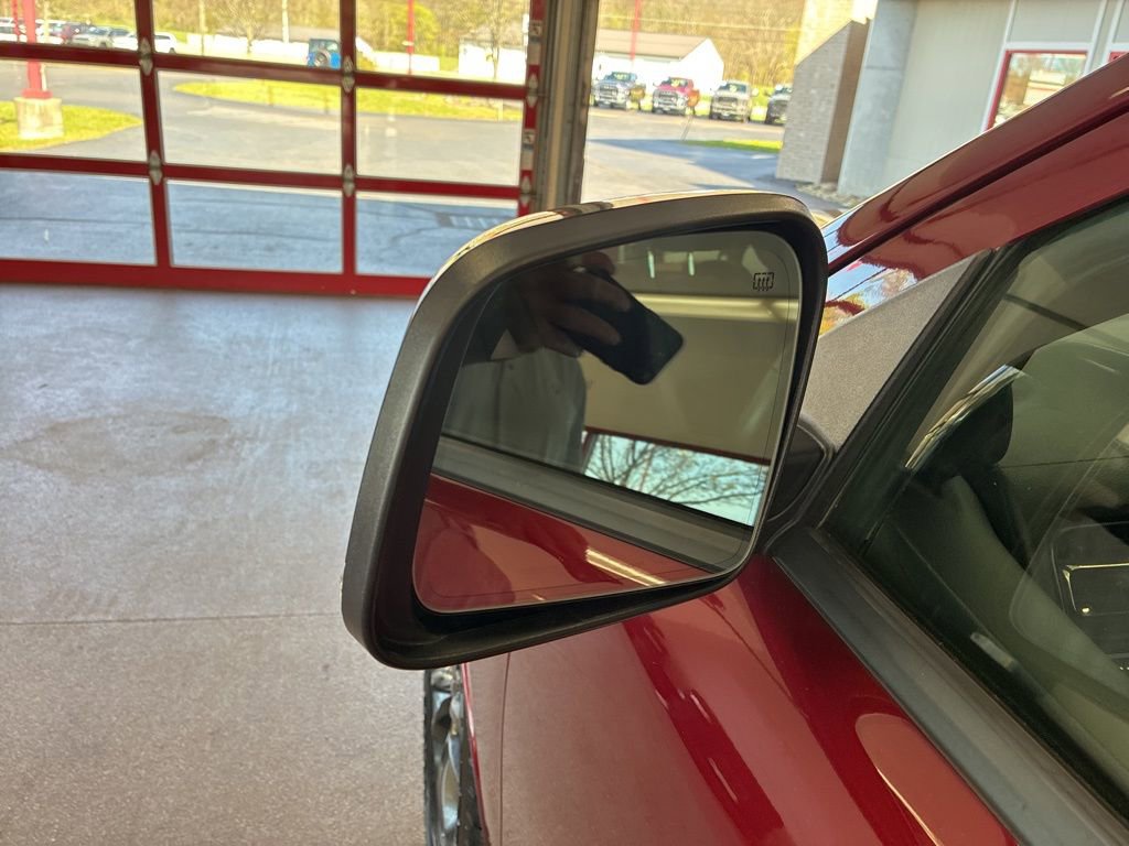 Certified 2022 Dodge Durango R/T w/ Blacktop Package AWD/4WD image 12