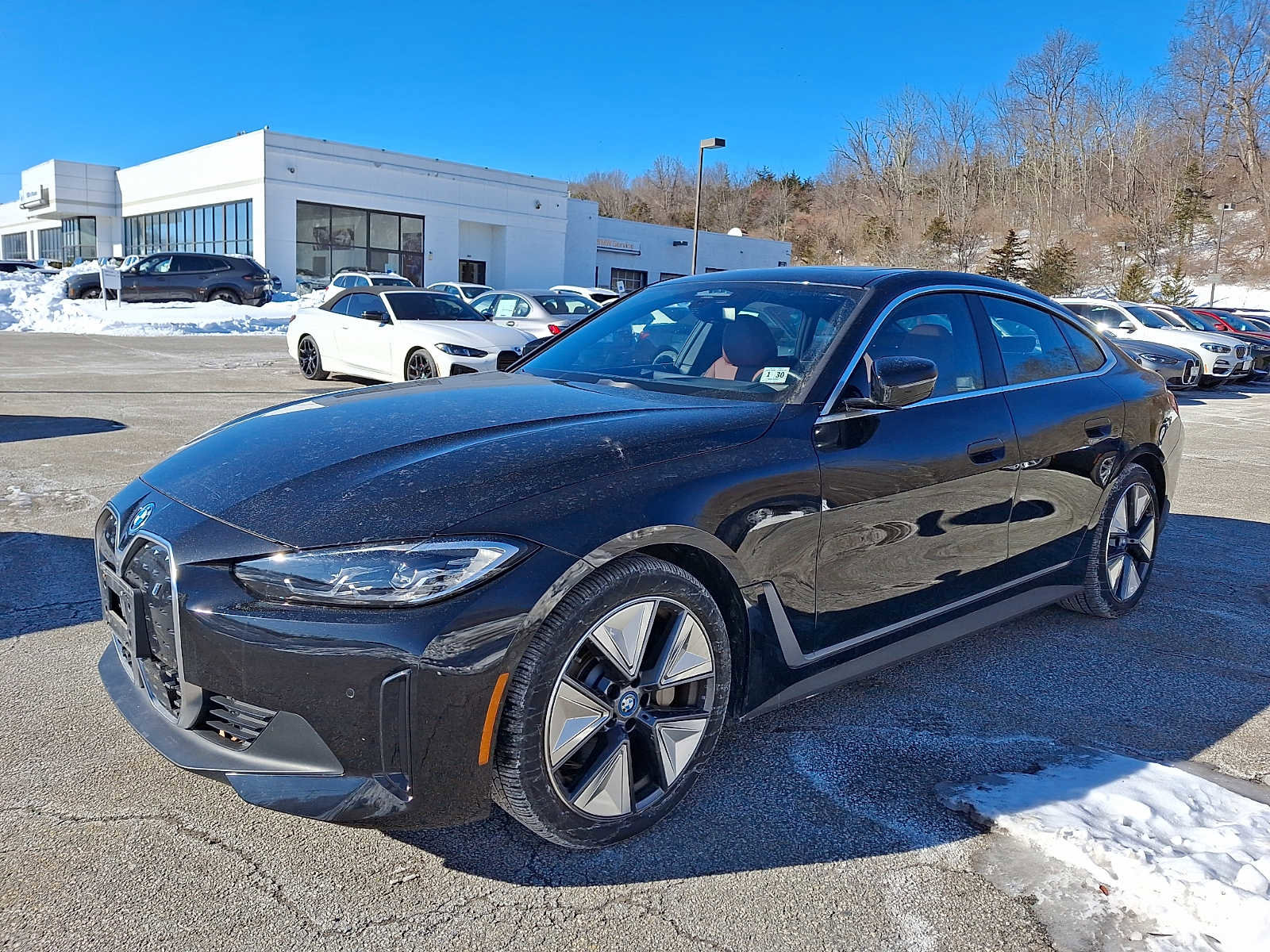 Used 2024 BMW i4 eDrive40 w/ Premium Package RWD image 3