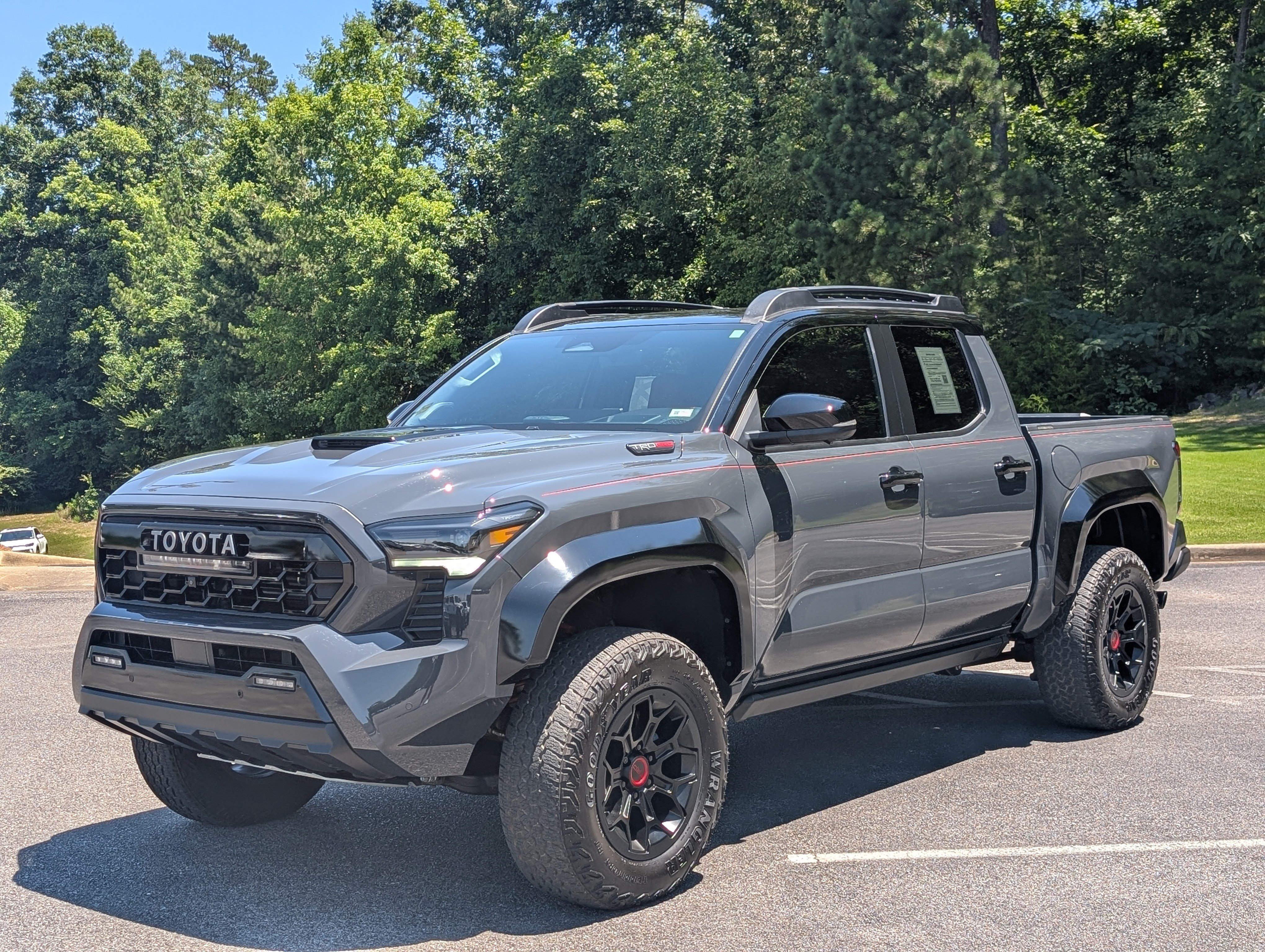 Used 2024 Toyota Tacoma TRD Pro AWD/4WD image 5