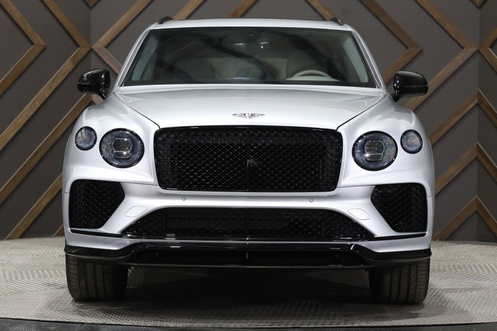 Used 2022 Bentley Bentayga image 4
