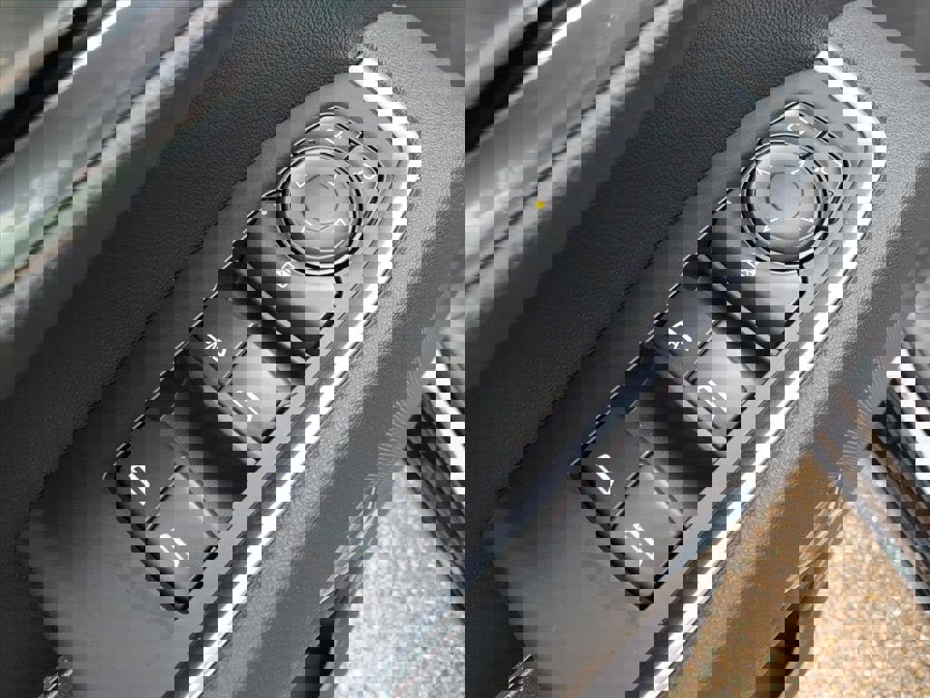 New 2026 Chevrolet Silverado 2500 LT image 19