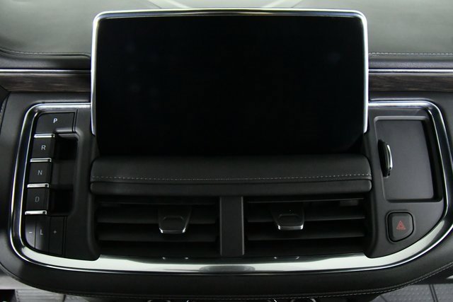 Used 2022 Chevrolet Suburban Z71 w/ Z71 Off-Road Package image 4