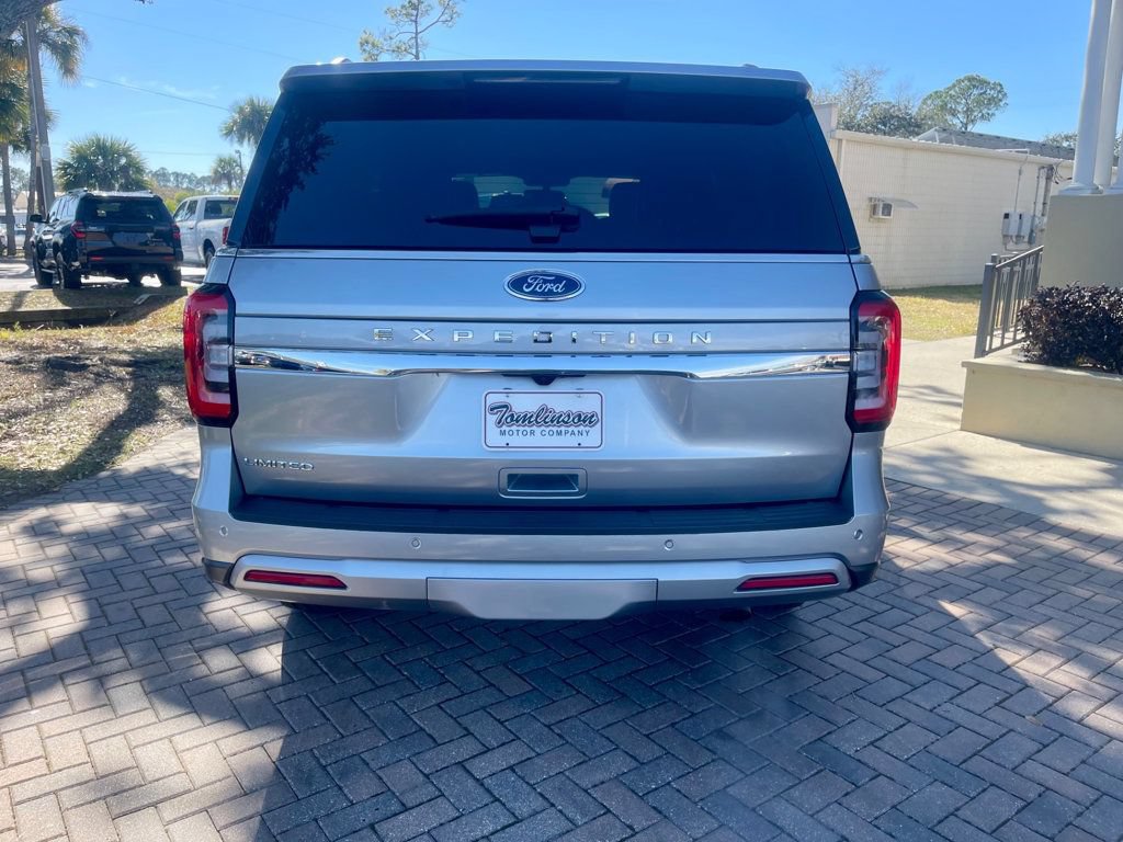 Used 2024 Ford Expedition Limited image 4
