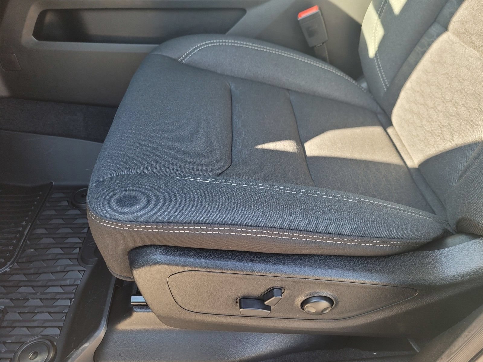 New 2026 RAM 1500 Big Horn AWD/4WD image 14