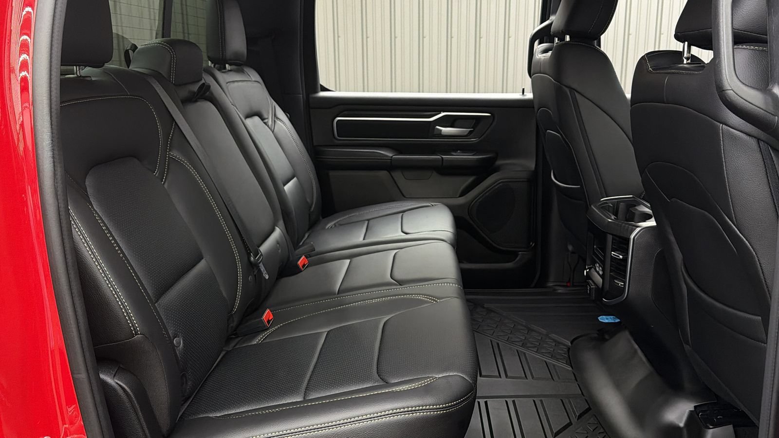 Used 2025 RAM 1500 Big Horn AWD/4WD image 41
