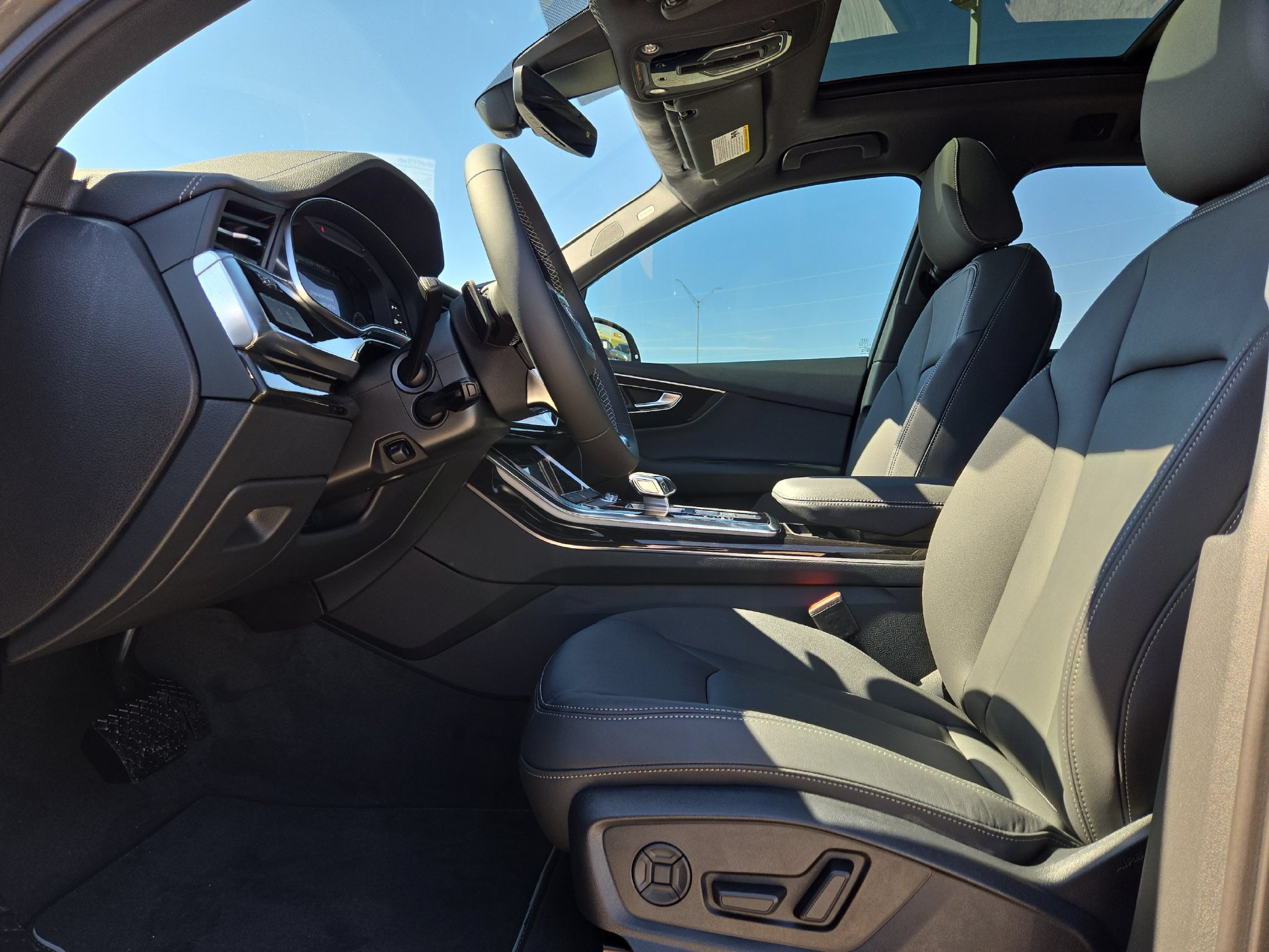 New 2026 Audi Q7 2.0T Premium AWD/4WD image 16