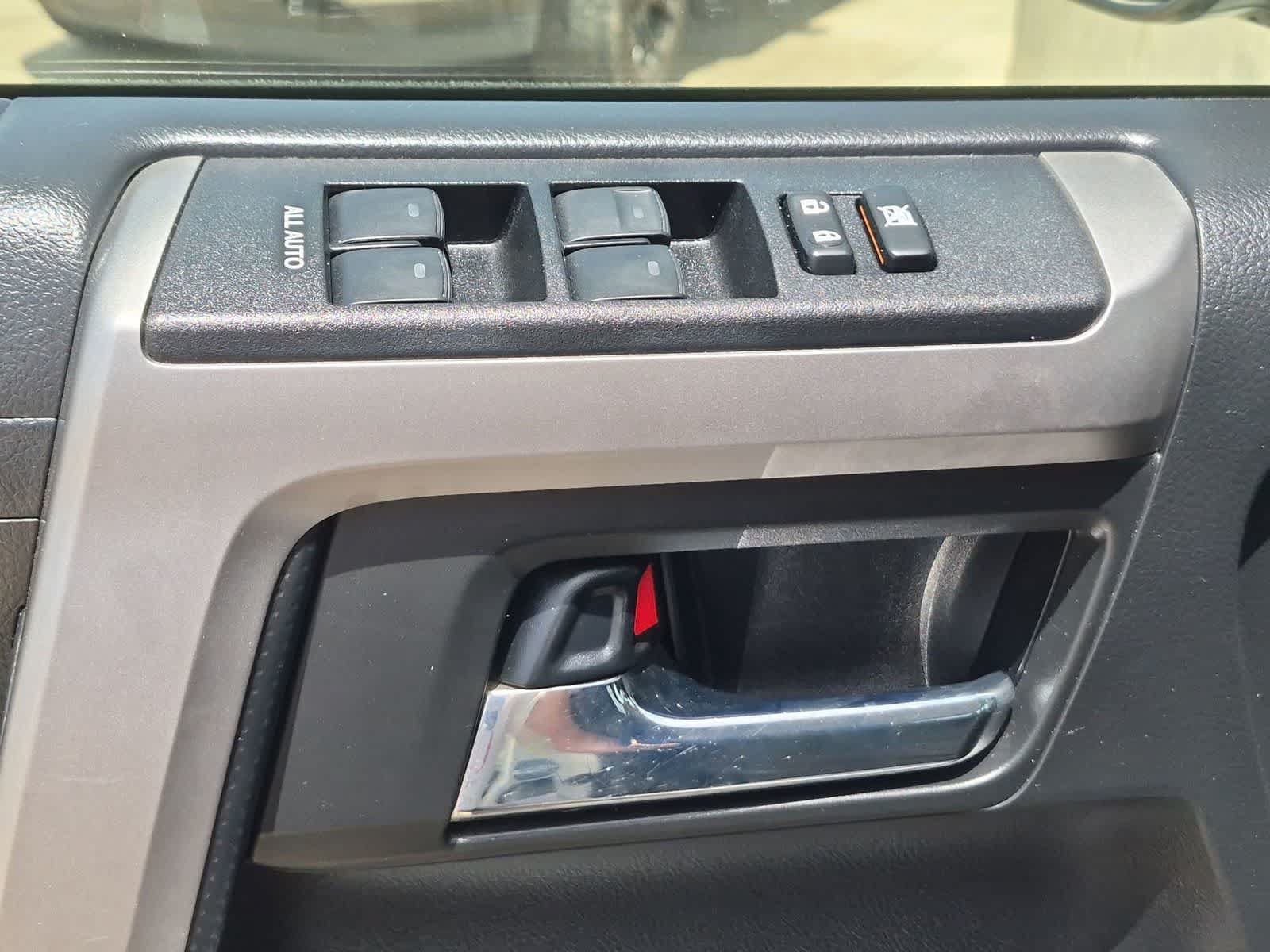 Used 2022 Toyota 4Runner SR5 Premium w/ Moonroof Package AWD/4WD image 23