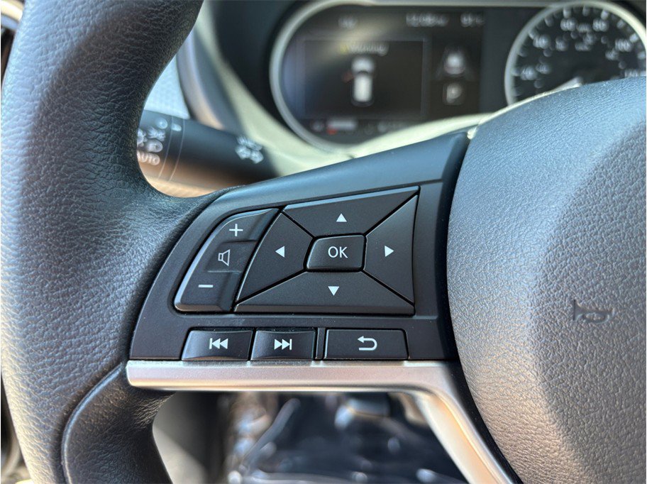 Used 2020 Nissan Kicks SV FWD image 22