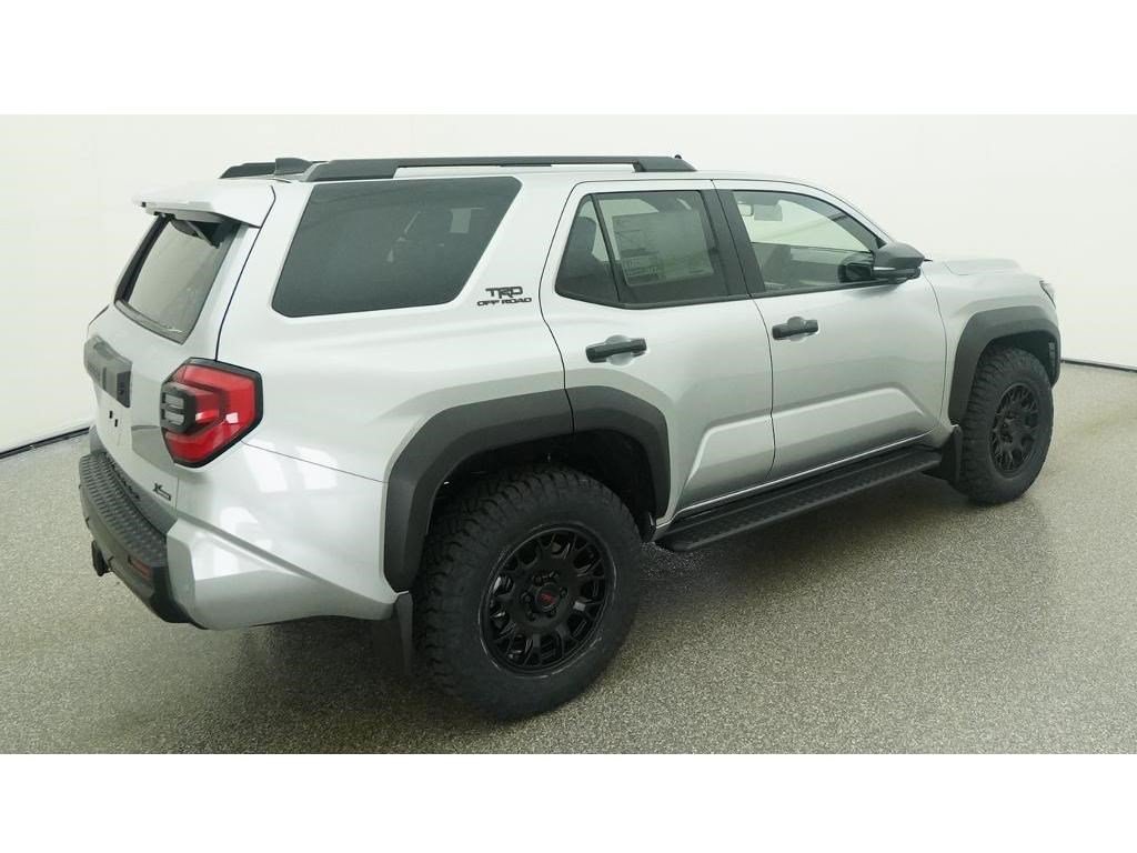 New 2026 Toyota 4Runner TRD Off-Road Premium AWD/4WD image 10