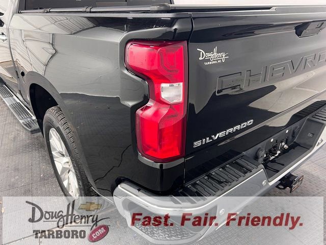 Used 2021 Chevrolet Silverado 1500 LTZ w/ LTZ Premium Package image 13