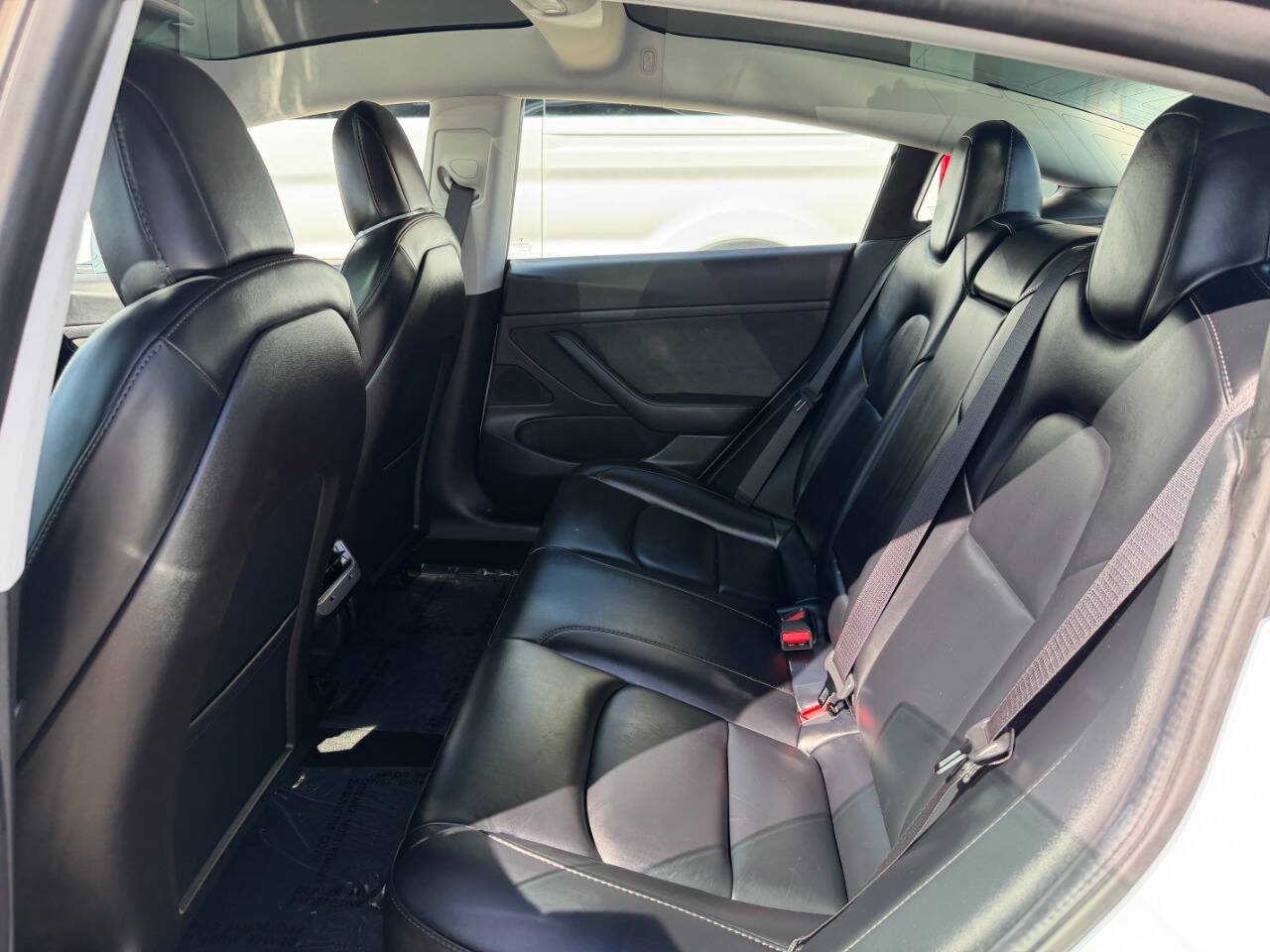 Used 2020 Tesla Model 3 Standard Range Plus RWD image 26