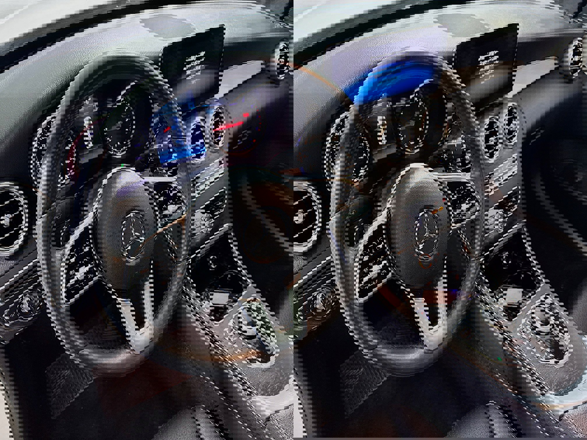 Used 2020 Mercedes-Benz C 300 4MATIC Sedan image 24