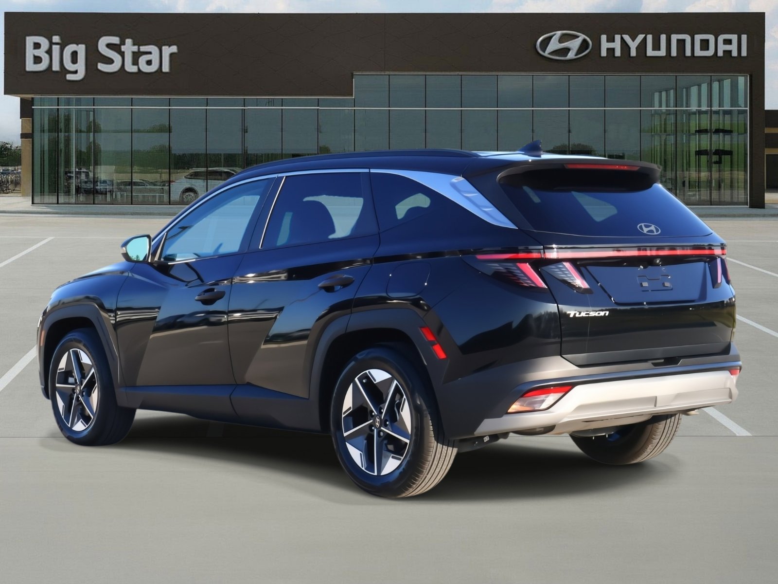 Certified 2025 Hyundai Tucson SEL image 3