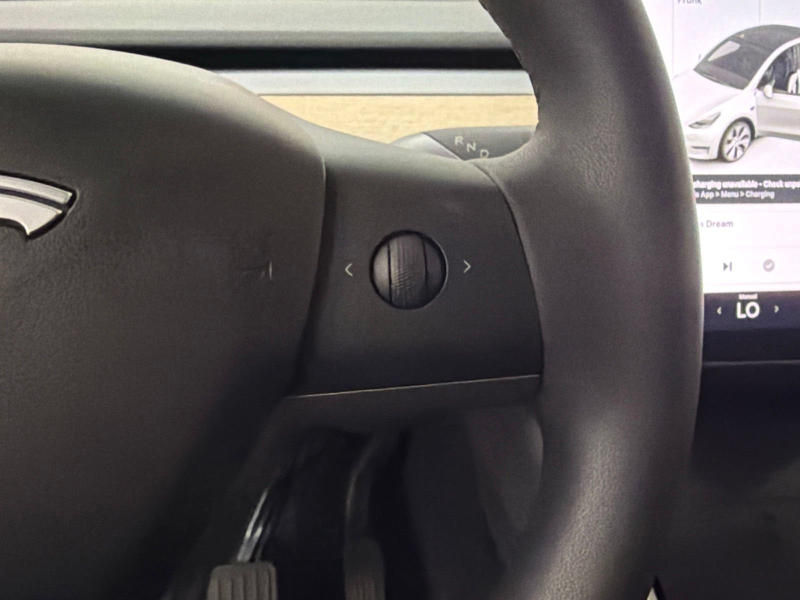 Used 2020 Tesla Model Y Long Range AWD/4WD image 28