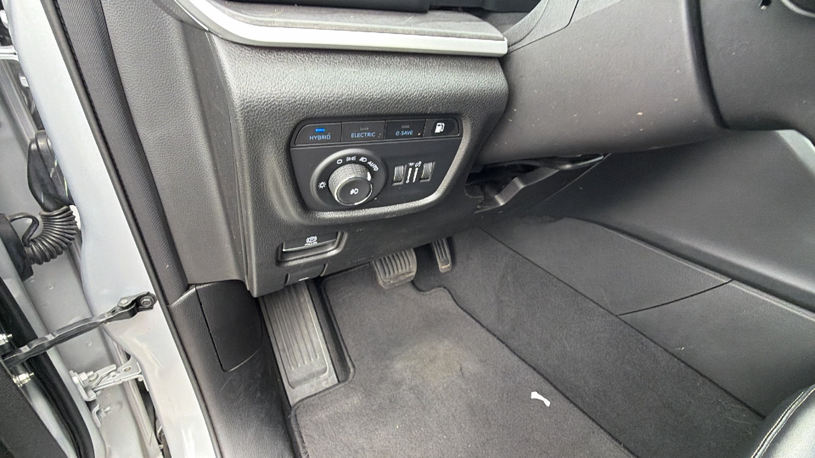 Used 2023 Jeep Grand Cherokee 4WD 4xe image 25