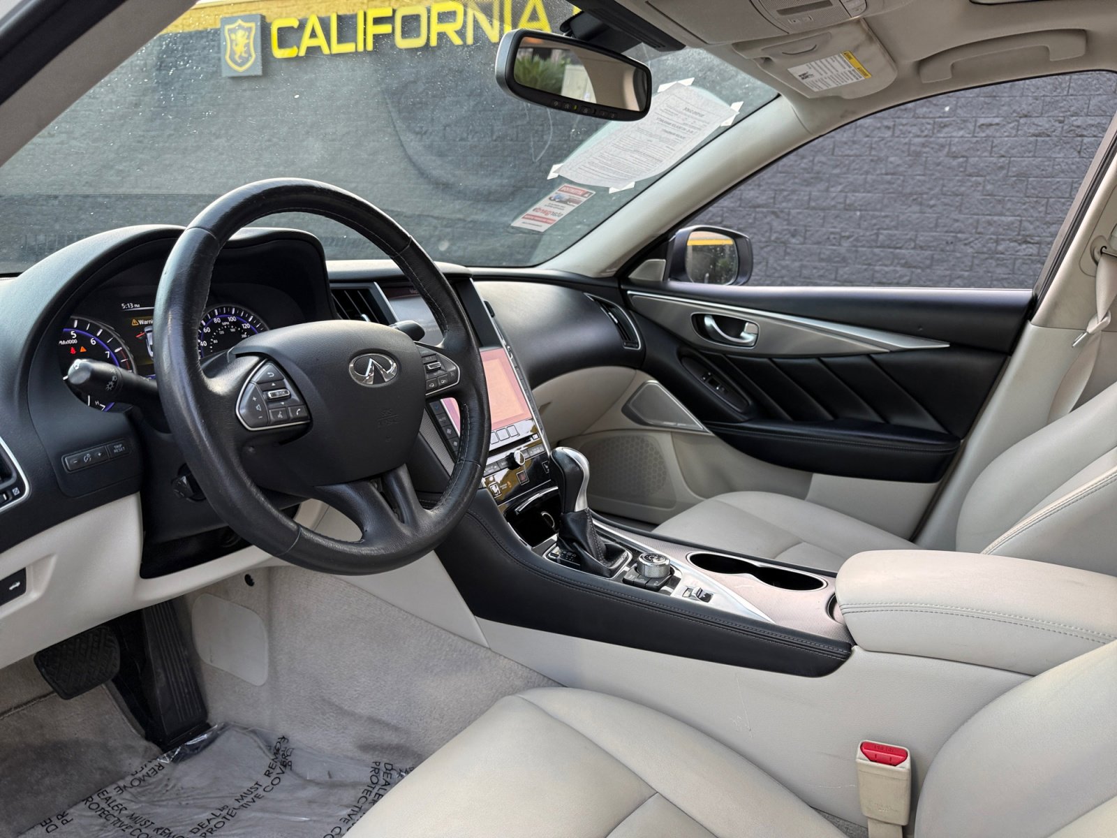 Used 2017 INFINITI Q50 3.0t Premium w/ 3.0T Premium Plus Package image 15