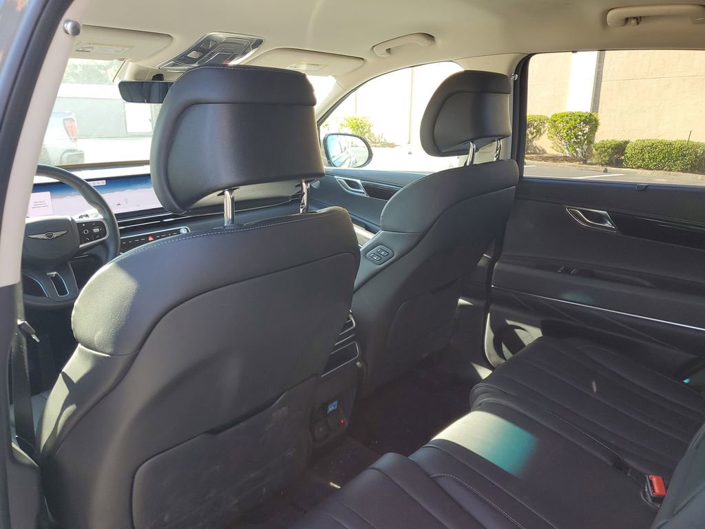 Used 2025 Genesis GV80 2.5T image 20