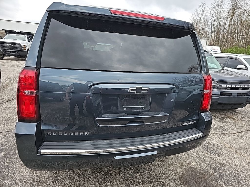 Used 2019 Chevrolet Suburban Premier image 10