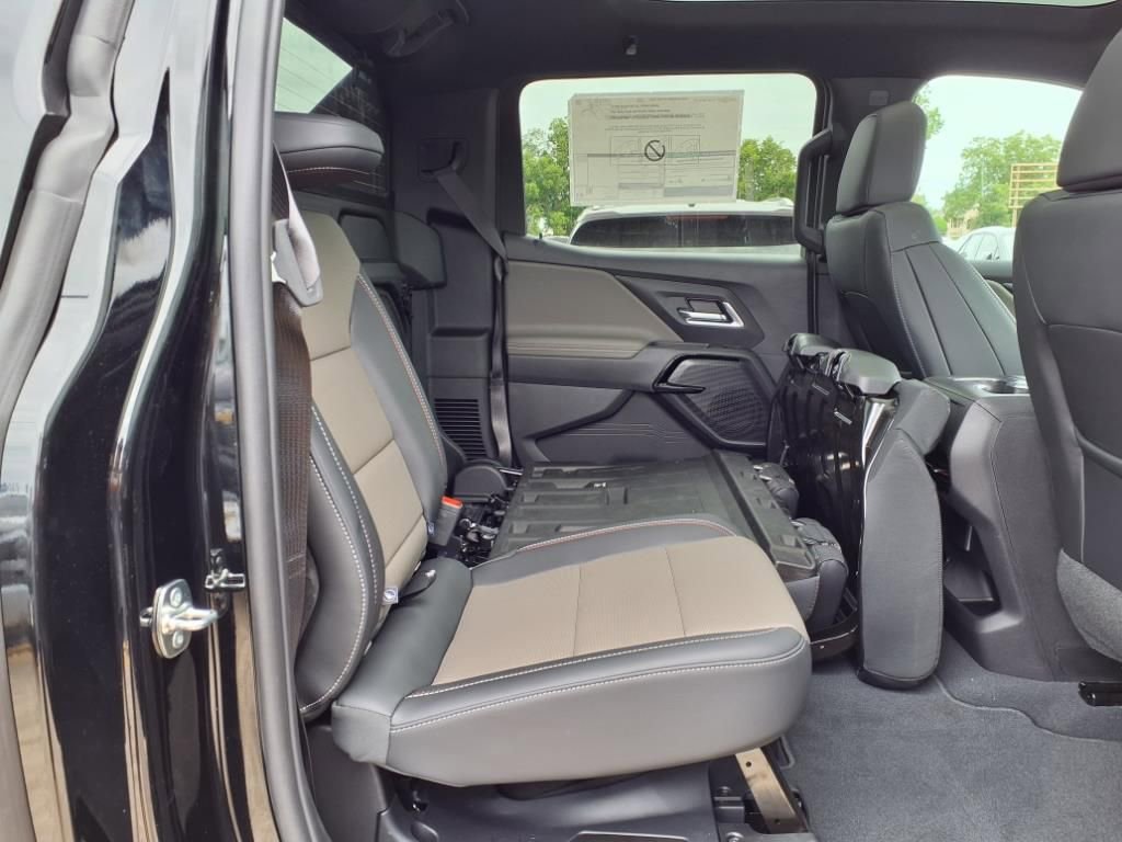 New 2026 Chevrolet Silverado EV Trail Boss image 12