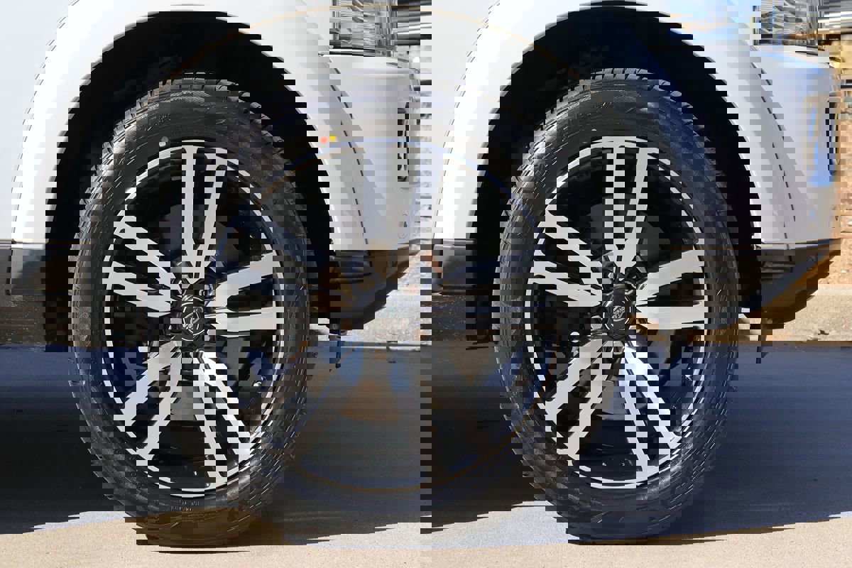 Used 2016 Land Rover LR4 HSE LUX image 56