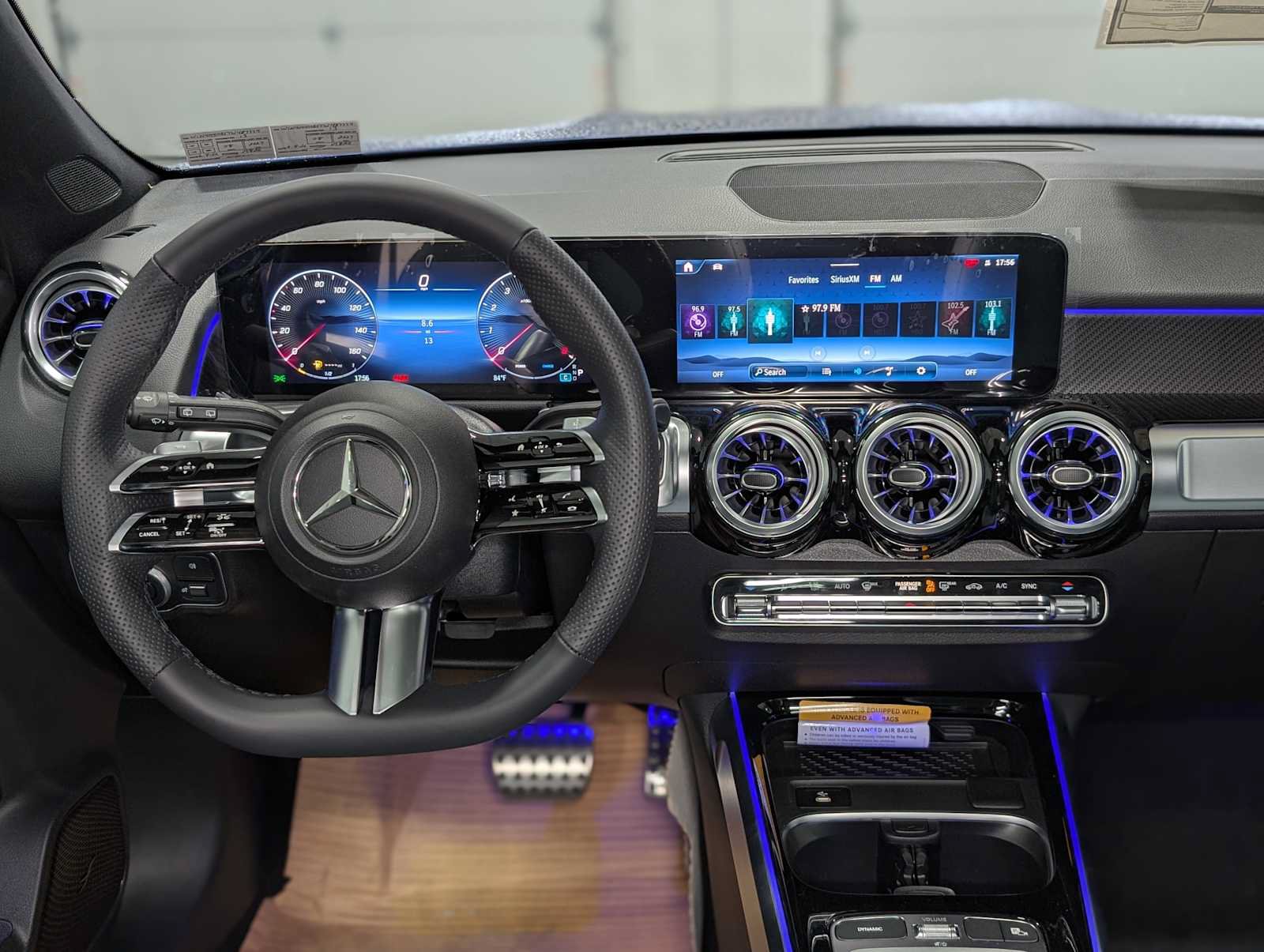 New 2026 Mercedes-Benz GLB 250 4MATIC image 5