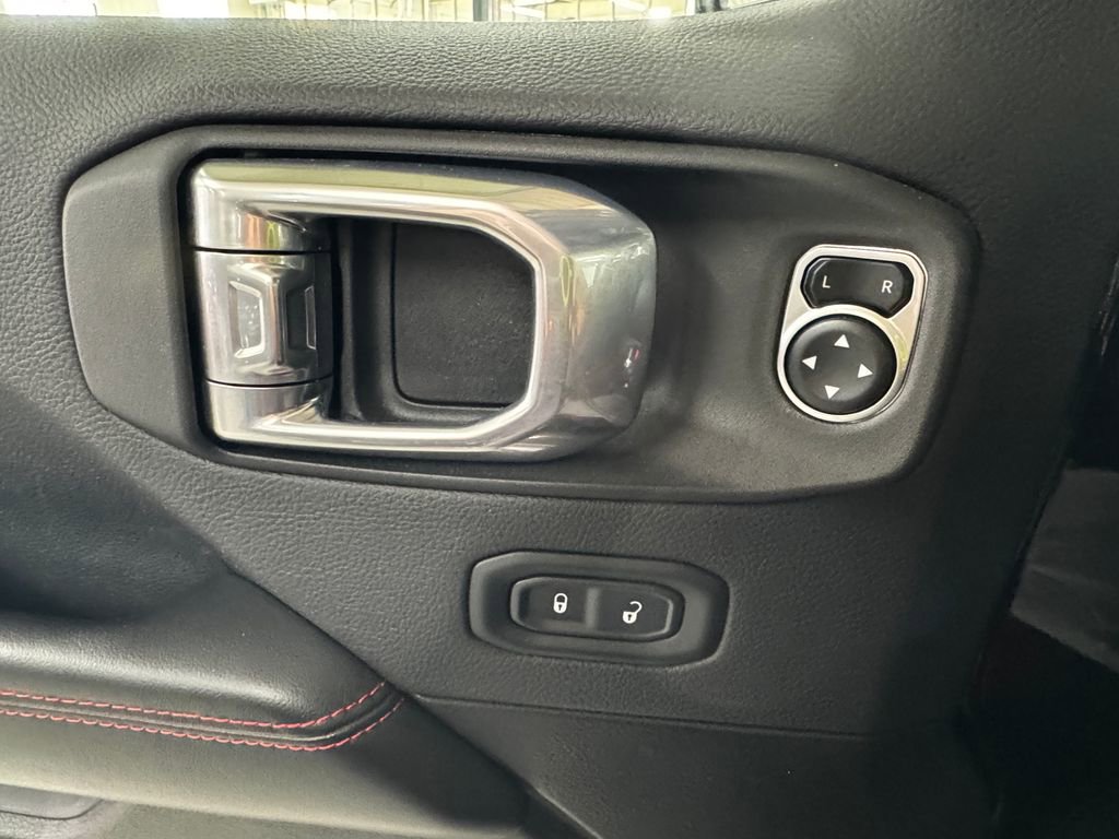 Used 2024 Jeep Wrangler Rubicon 392 w/ Dual Top Group image 25