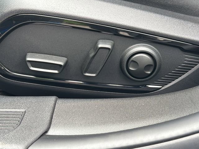 New 2026 Dodge Charger R/T AWD/4WD image 12