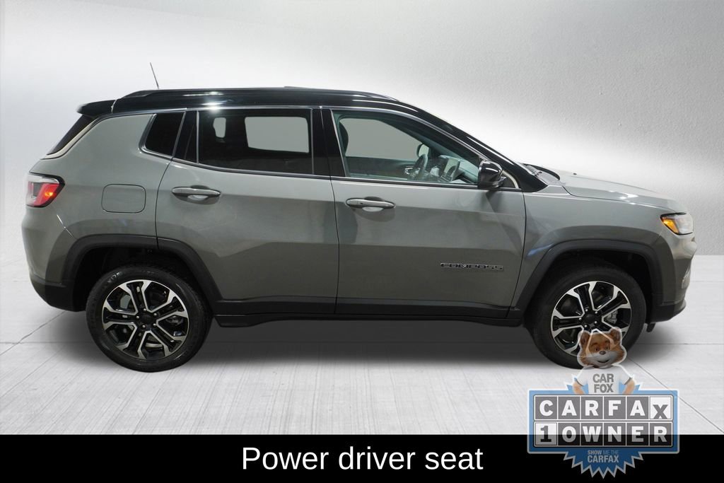 Used 2023 Jeep Compass Limited w/ Sun and Sound Group AWD/4WD image 5
