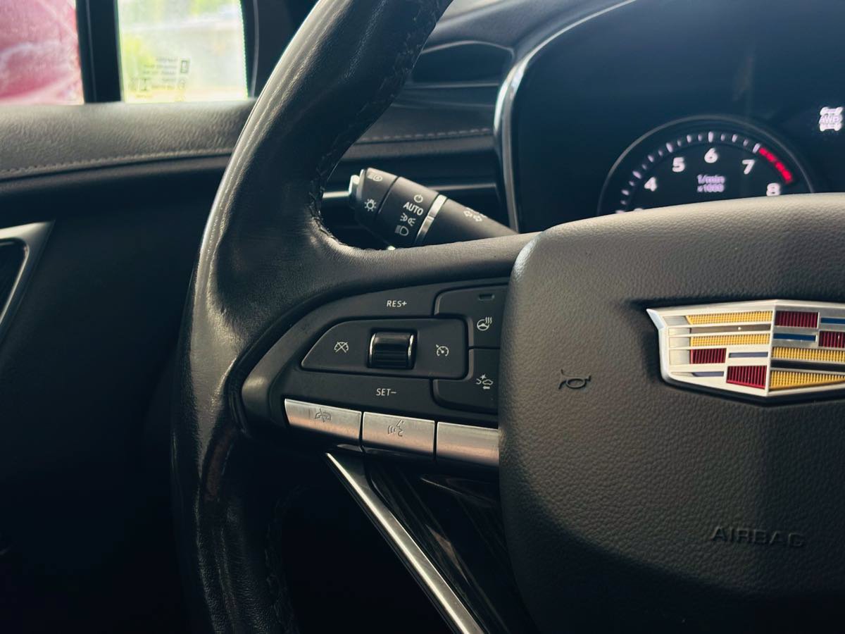 Used 2021 Cadillac XT6 Premium Luxury AWD/4WD image 51