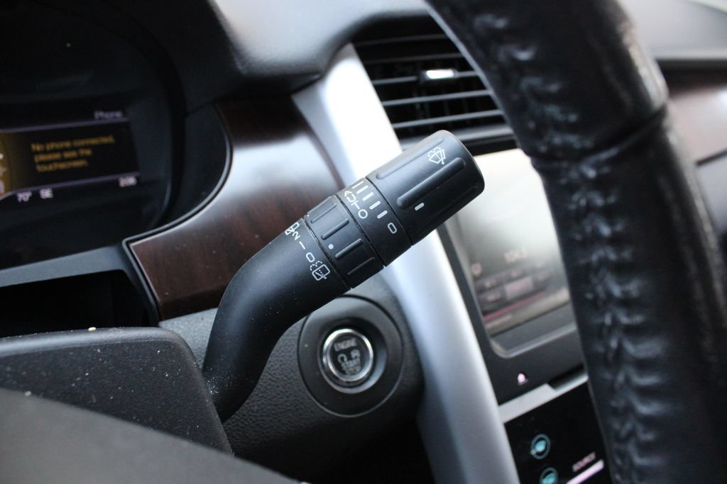 Used 2013 Ford Edge Limited FWD image 13