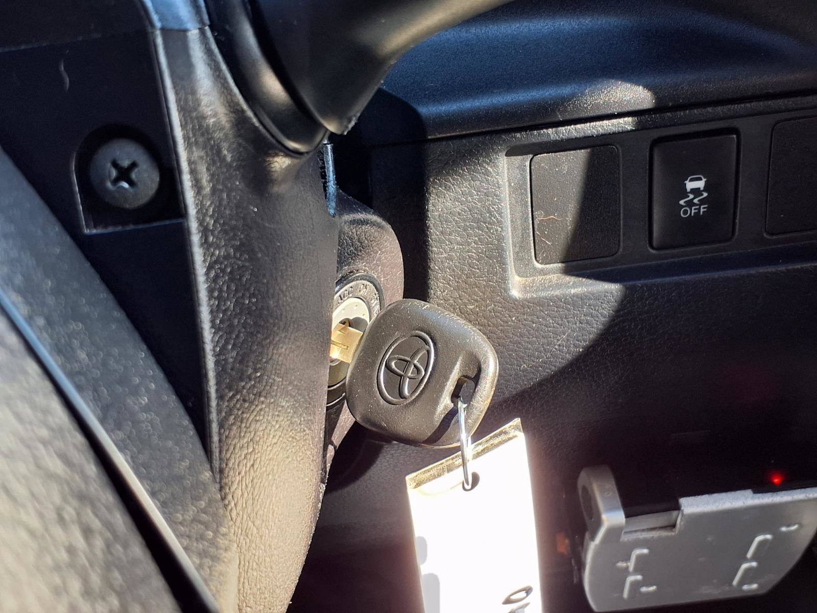 Used 2016 Toyota Tundra SR w/ Tow Package image 11