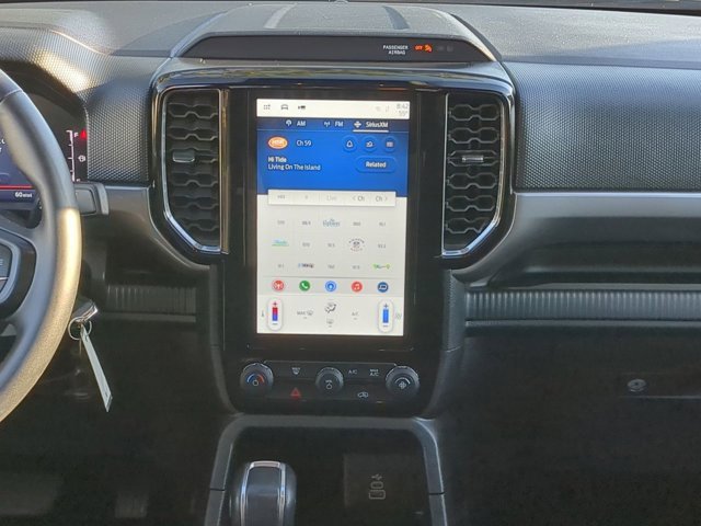 Used 2025 Ford Ranger XLT w/ Trailer Tow Package image 18